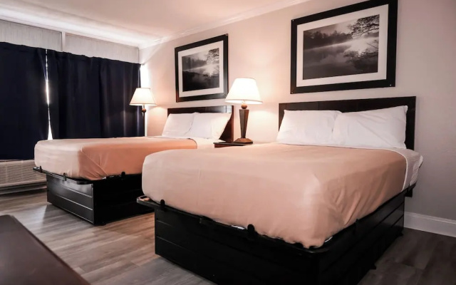 photo 5 of Riverside Inn and Suites Danville Virginia