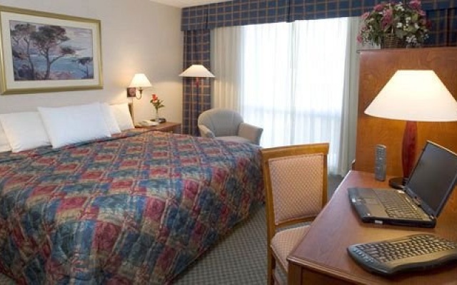 photo 3 of Riverside Residences