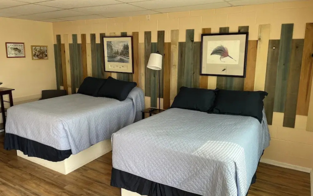 photo 4 of Riverview Inn
