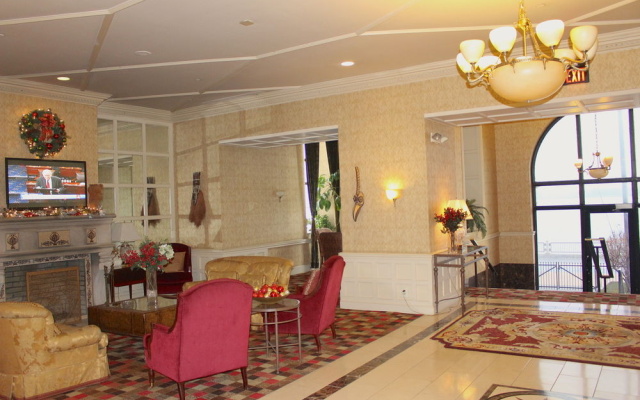photo 2 of Roberts Riverwalk Hotel & Residence, Detroit