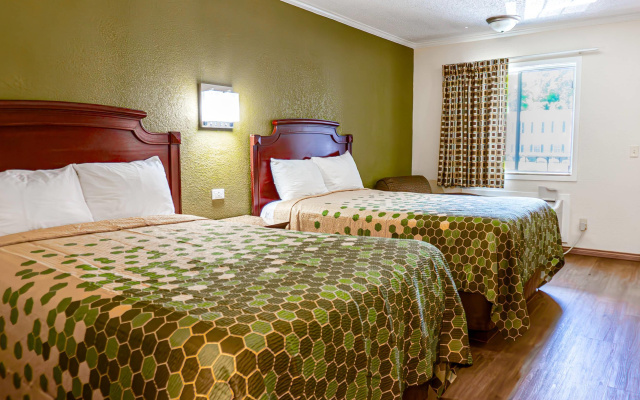 photo 5 of Rodeway Inn & Suites Fort Jackson