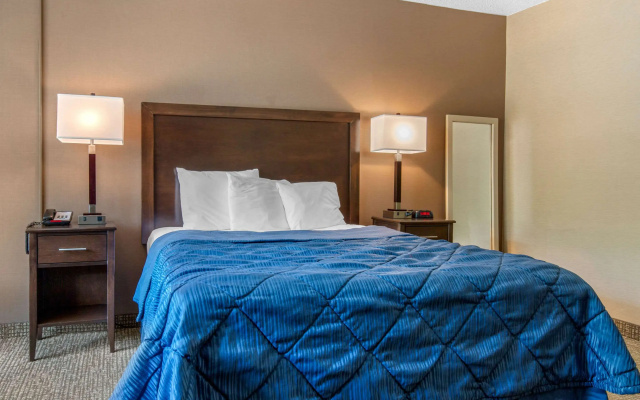 photo 5 of Rodeway Inn Chicago North Shore - Lincolnwood