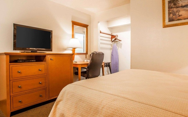 photo 5 of Rodeway Inn Point Pleasant Beach