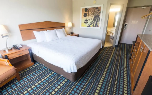 photo 3 of Days Inn by Wyndham Florence Cincinnati Area