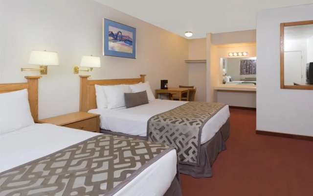 photo 5 of Rodeway Inn