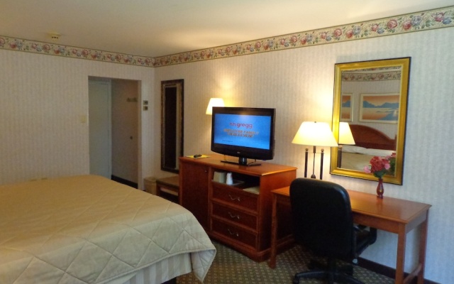 photo 5 of Rodeway Inn Milford - I-84