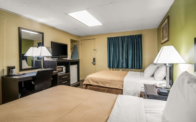 photo 3 of Rodeway Inn