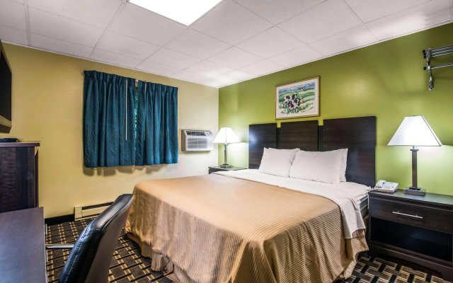 photo 4 of Rodeway Inn
