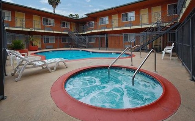 photo 2 of Rodeway Inn and Suites Near Convention Center