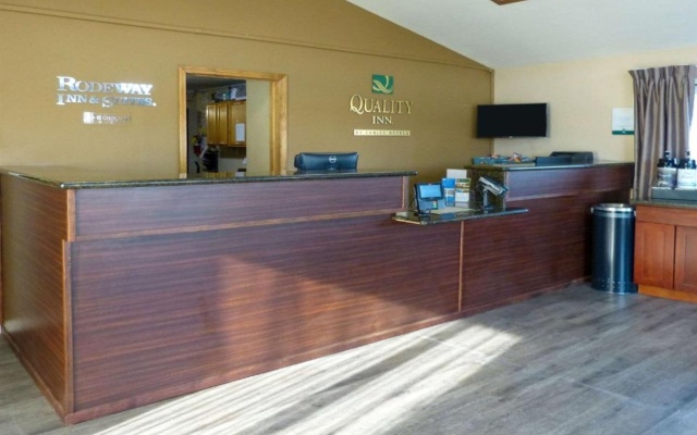 photo 2 of Rodeway Inn and Suites Ontario