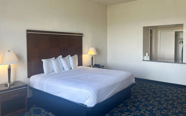 photo 5 of Motel 6 Oceanside, CA Marina / Camp Pendleton