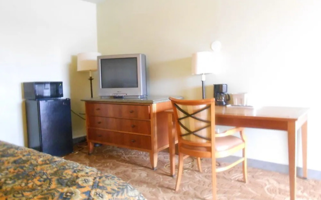 photo 5 of Rodeway Inn