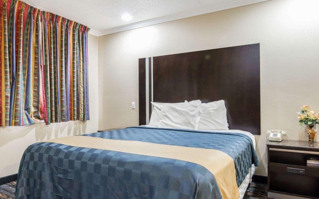 photo 3 of Studio 6 Suites – San Bernardino, CA