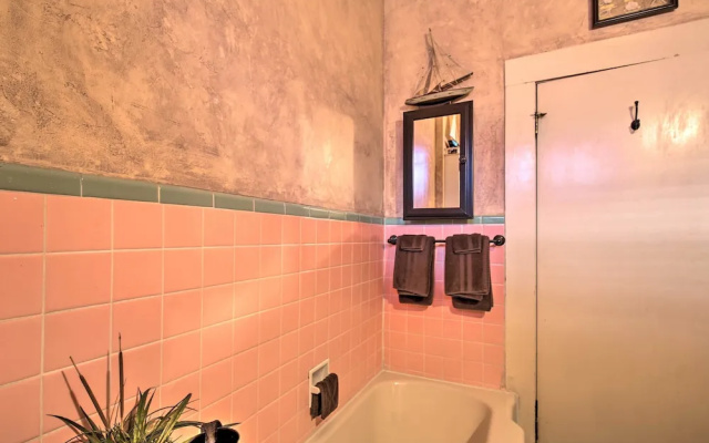 photo 5 of San Antonio Rental w/ Courtyard: Walk to Riverwalk
