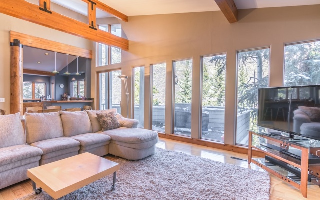 photo 2 of Roomy Vail House in Inter mountain by RedAwning