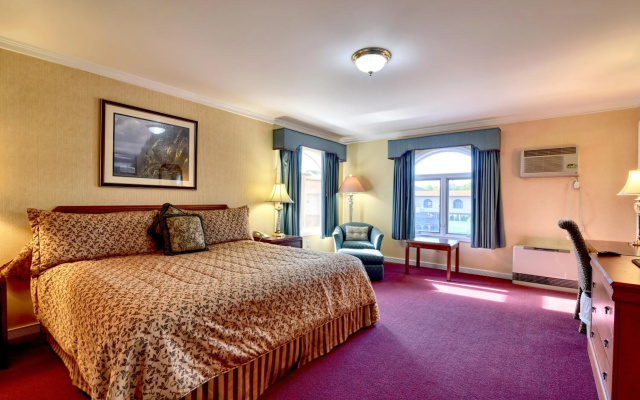 photo 4 of Roosevelt Inn and Suites Saratoga Springs