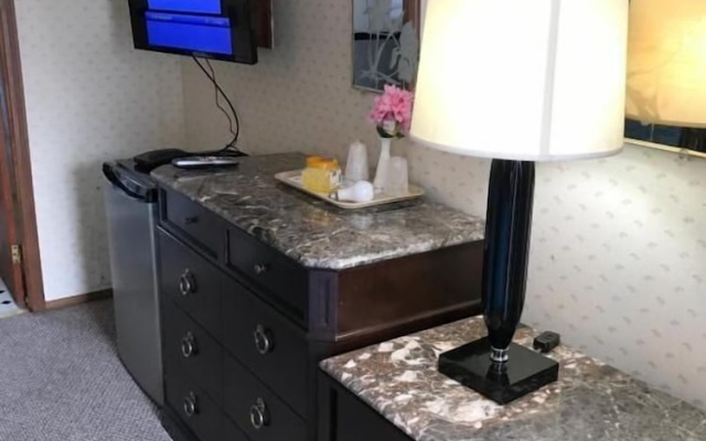 photo 4 of Royal Coach Motor Lodge