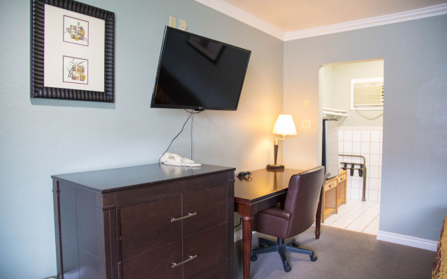 photo 5 of Sahara Motel