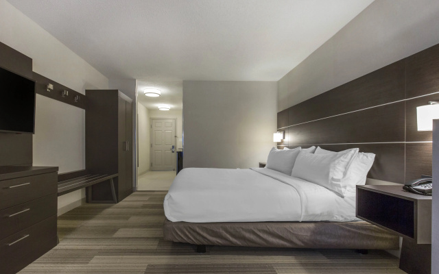 photo 4 of Holiday Inn Express & Suites Chicago West - St Cha