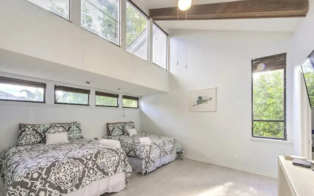 photo 5 of Salty Bungalow Azul