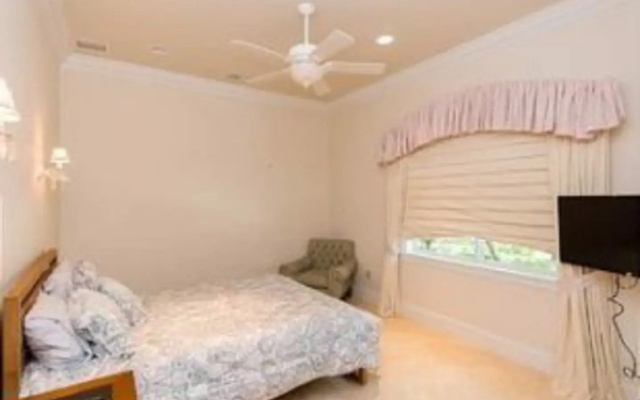 photo 2 of Salty Bungalow Marietta