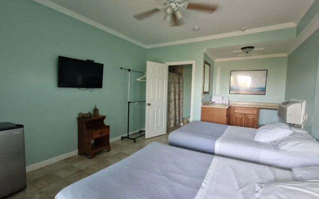 photo 2 of Sandcastle Beachfront Inn
