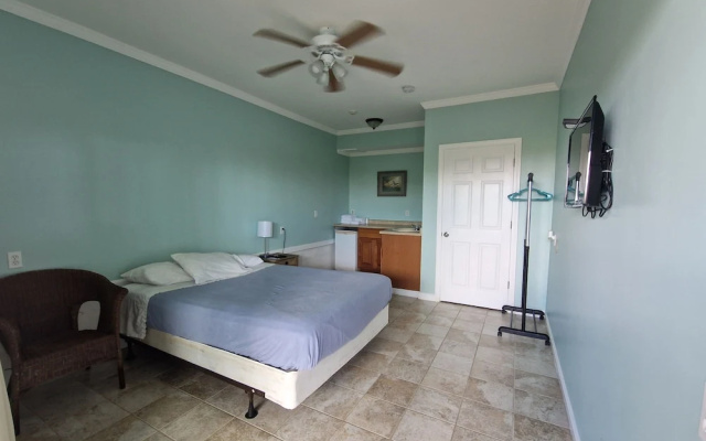 photo 4 of Sandcastle Beachfront Inn