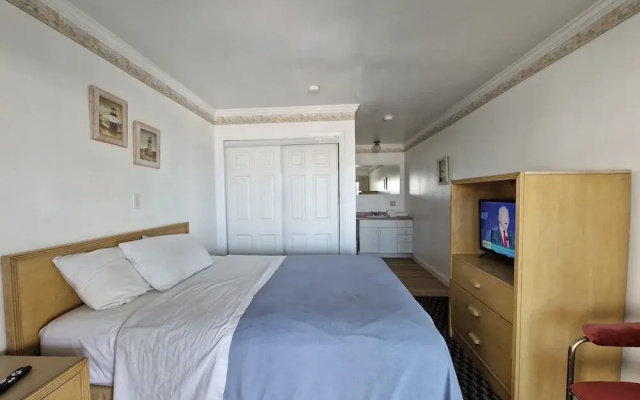 photo 5 of Sandcastle Beachfront Inn