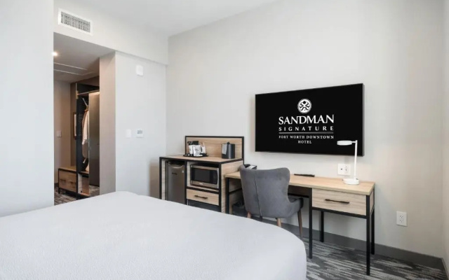 photo 5 of Sandman Signature Fort Worth Texas Hotel