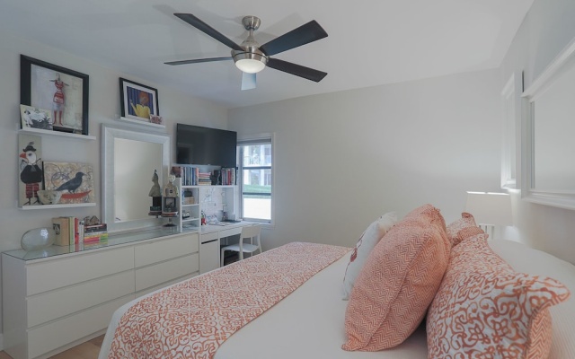 photo 5 of Sarasota 35 - 2 Br Condo