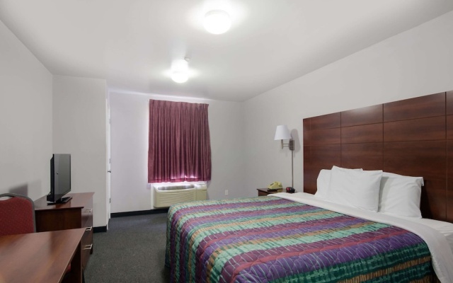 photo 3 of Savannah Suites