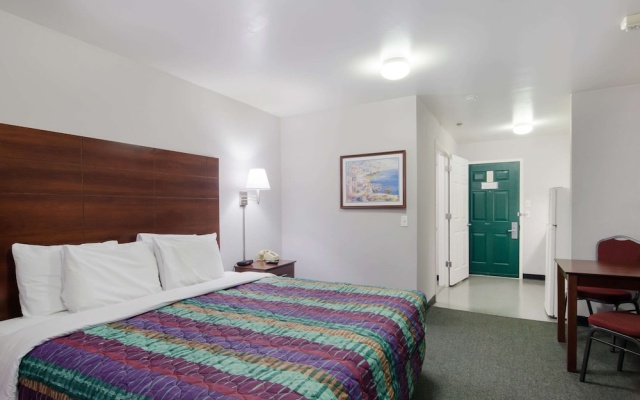 photo 4 of Savannah Suites