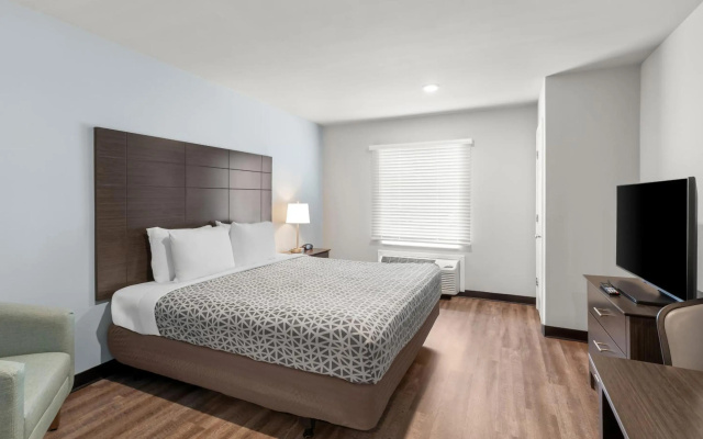 photo 2 of WoodSpring Suites Atlanta Airport