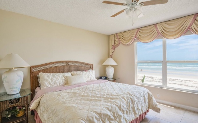 photo 2 of SCG206 - Sea Coast Gardens by RedAwning