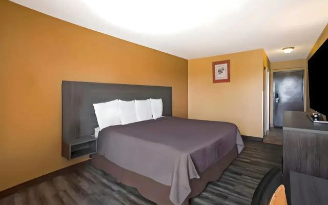photo 2 of Econo Lodge Allentown North