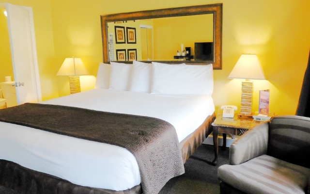 photo 3 of Sea Breeze Inn & Lodge