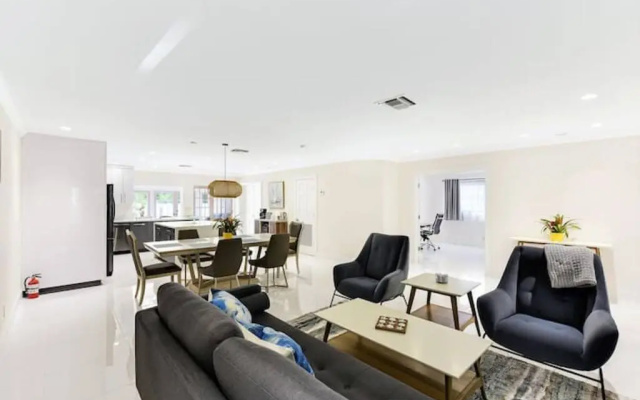 photo 5 of Seahorse Villa 1 in Fort Lauderdale