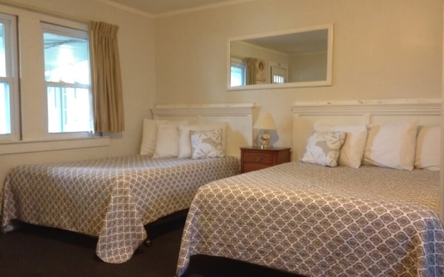 photo 3 of The Seascape Inn