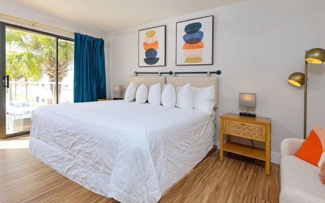 photo 4 of Seaside Beach & Racquet 2207 2 Bedroom Condo, Gulf Shores