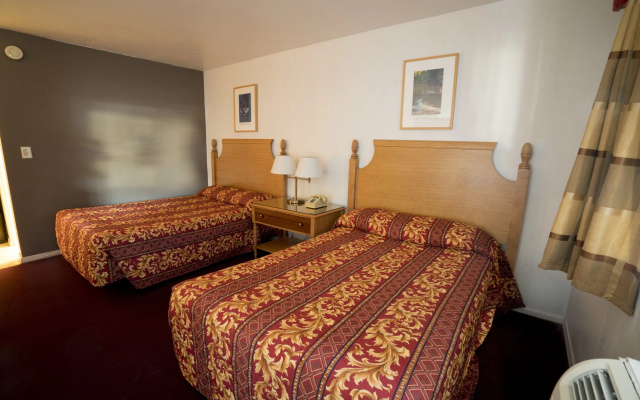 photo 3 of Seatac Inn