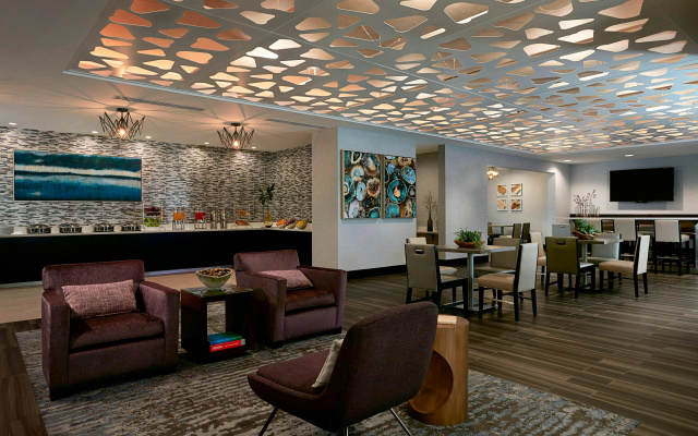 photo 2 of Seattle Marriott Bellevue
