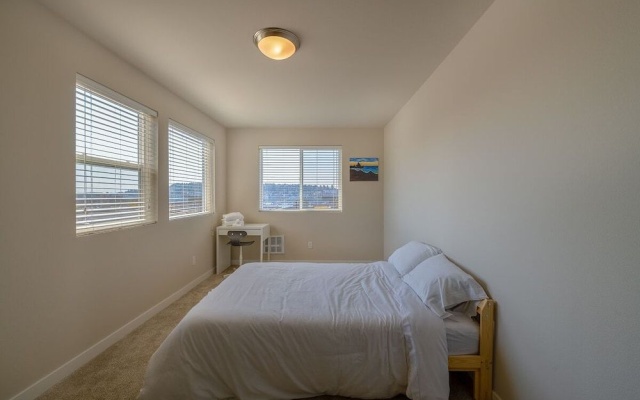 photo 2 of Seattle Urban Village - Vashon - Roof top View Deck