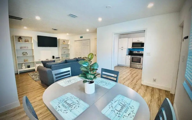 photo 2 of Secret Serenity! Roomy! Pool! 5 min from Beach!