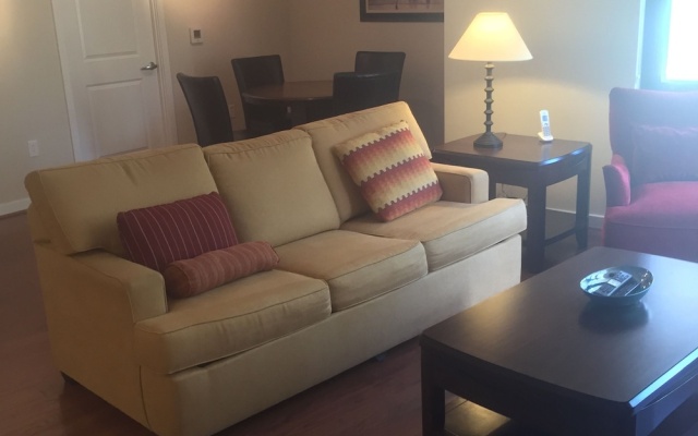 photo 4 of Rosslyn Apartments by BOQ Lodging