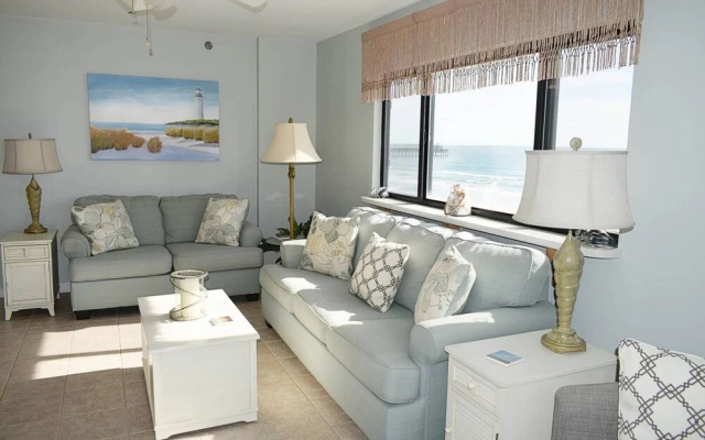 photo 5 of Shalimar 3b 2 Bedroom Condo by RedAwning