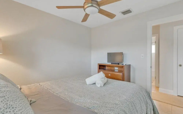 photo 4 of Shangri-la 3 Bedroom Home by RedAwning