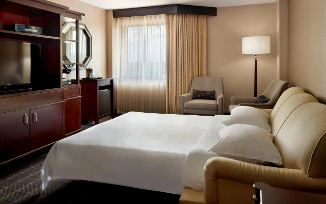 photo 4 of Sheraton Charlotte Airport Hotel