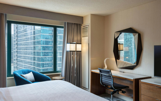 photo 3 of Sheraton Grand Chicago Riverwalk