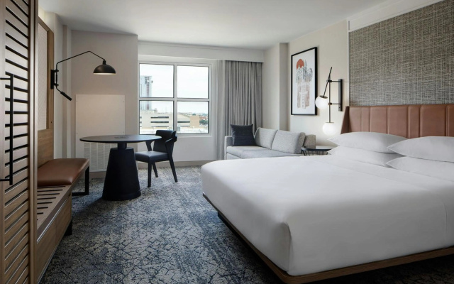 photo 4 of Sheraton Fort Worth Downtown Hotel