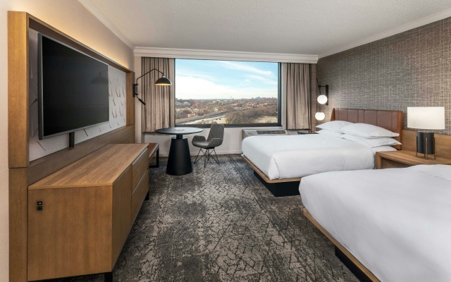photo 5 of Sheraton Pentagon City Hotel